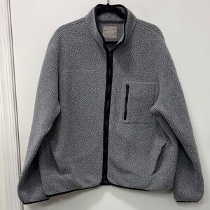 EVERLENE CUTTER & BUCK CHARCOAL FLEECE JACKET!